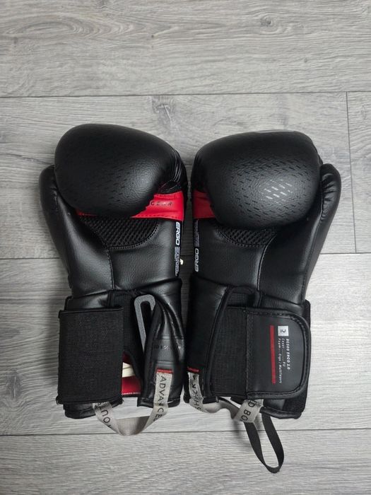 Manusi de box outshock ergo 8 oz negre