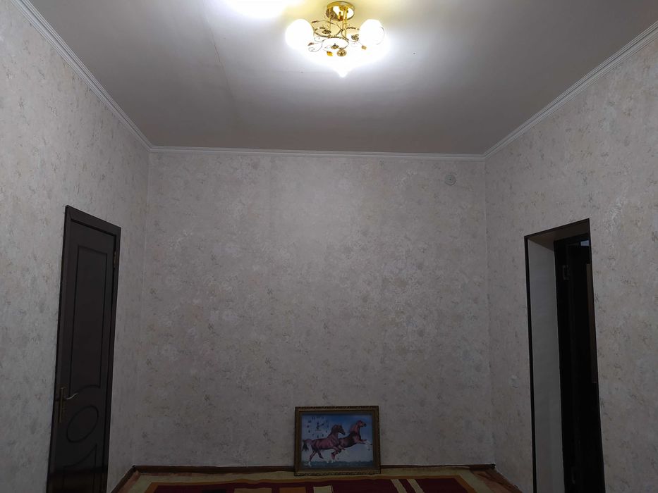 Kamolot uyi 2xona,yevro remont. Xolodilnik,TV,Katyol,gilam,parda-32500