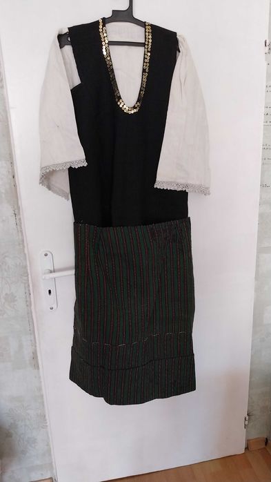 Автентична народна носия