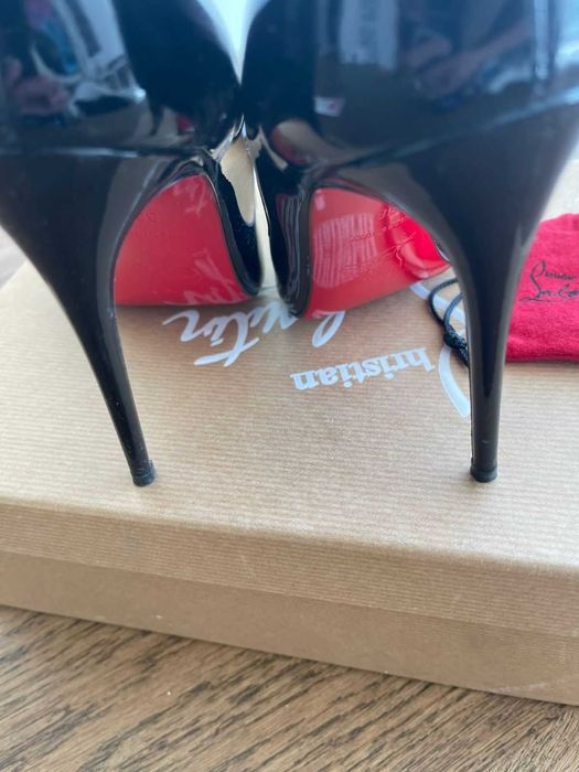 Продаю Лабутены!