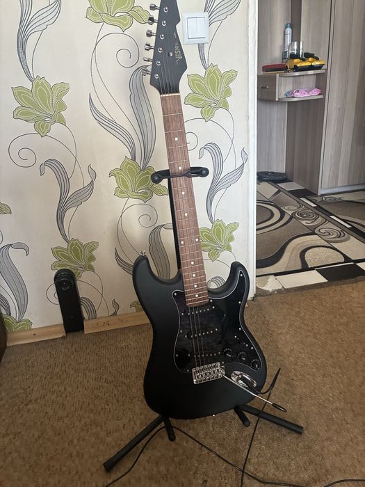 Електрическа китара Vision ST5 Matt Black