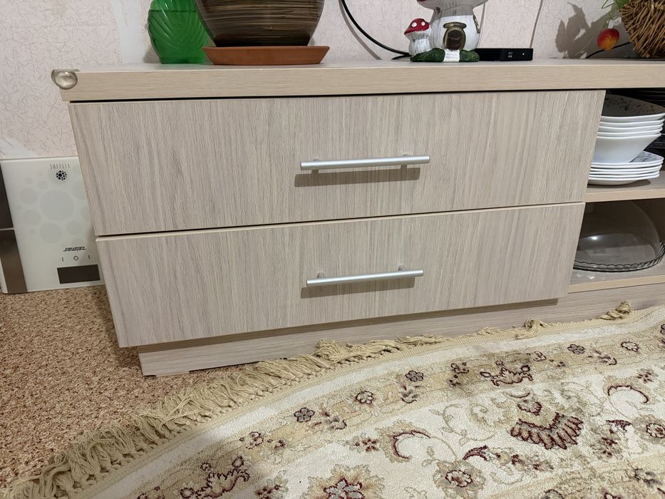 Продам тумбу длинную
