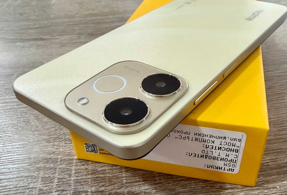 Realme Note 70T 256GB 4GB RAM 36м гаранция