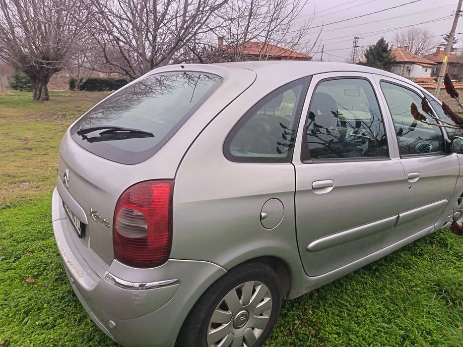 Citroen Xsara picasso
2005г. 1.6 HDI
2000лв.