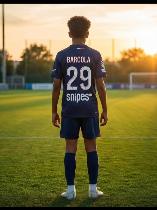 PSG детско юношески футболни екипи