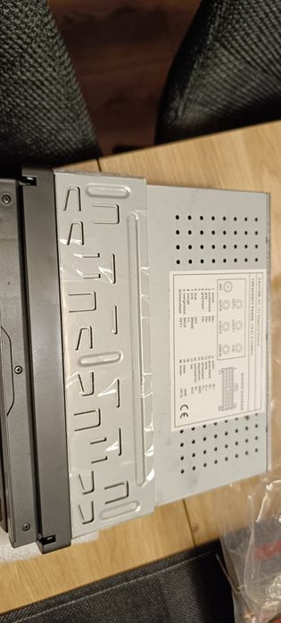 Мултимедия 1 дин за кола + задна камера над номера