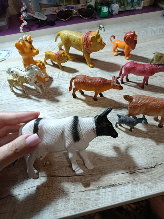 Зверушки игрушки