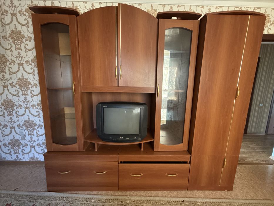 Отдам даром шкаф, самовывоз