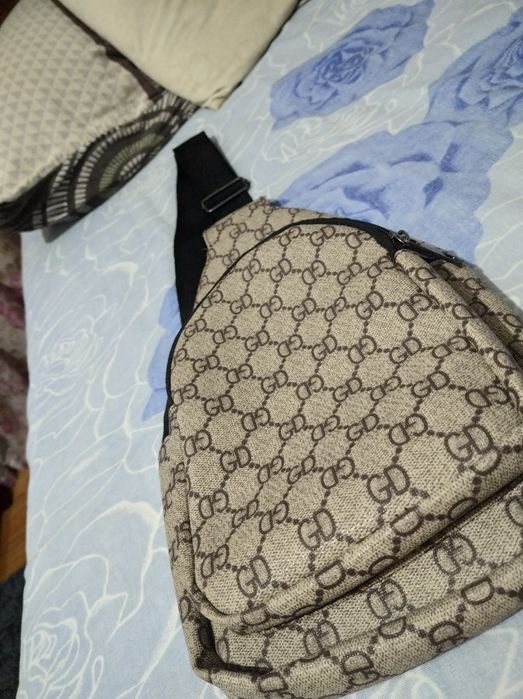 Сумка гучи  хорошая цена