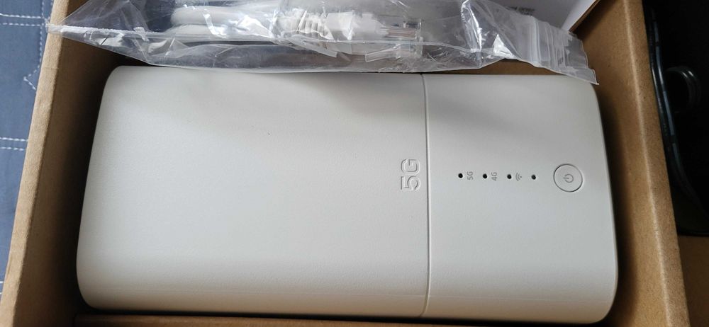 Router 5G Kaon Telenor FA7550, functional in orice retea ca nou la  cutie
