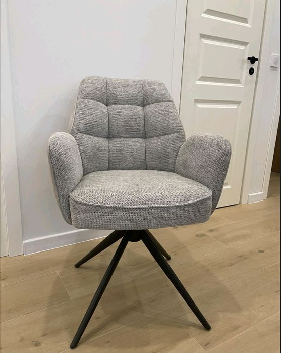 Офис стол  - въртящ се, нов