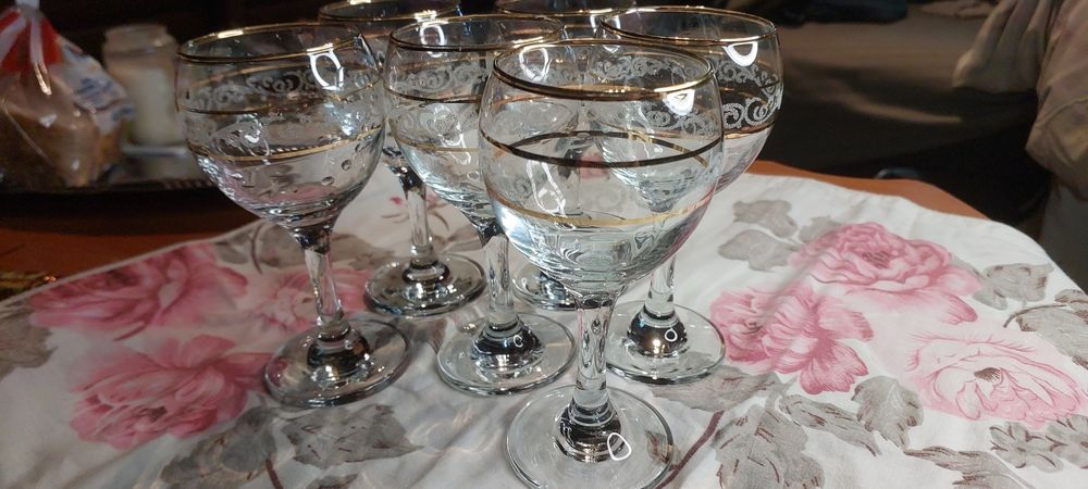 Бокалы для вина (небольшие)