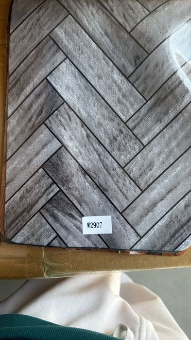 Linoleum Gri  2m lat-20m lung-1,2 mm gros  livram in țară