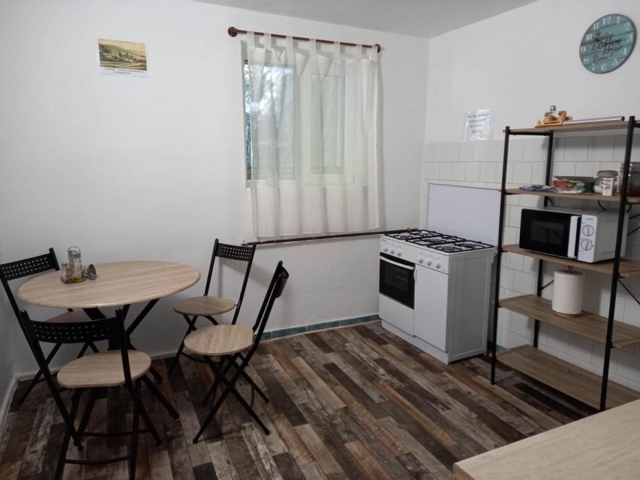 Proprietar inchiriez vila in centrul Predeal