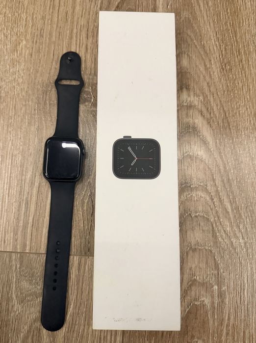 Продаю часы apple watch 6 series