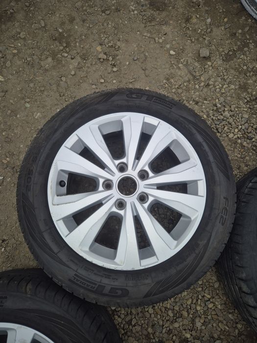 Roti vw golf 7 205/55 R16 cu anvelope de vara.
