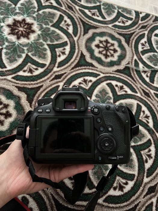 Canon 6d mark II 50mm 24-105mm