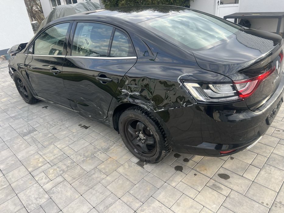 Renault megane 4 1.3 tce 2022  avariat