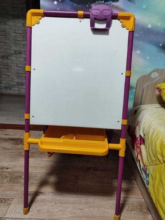 Детский мольберт