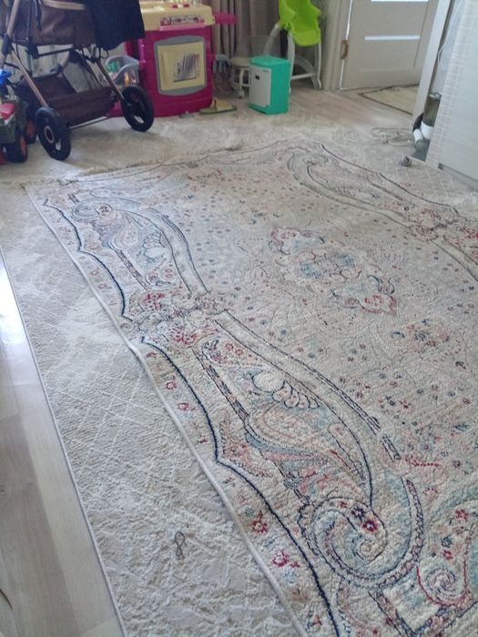 Продам ковёр чистый постирный