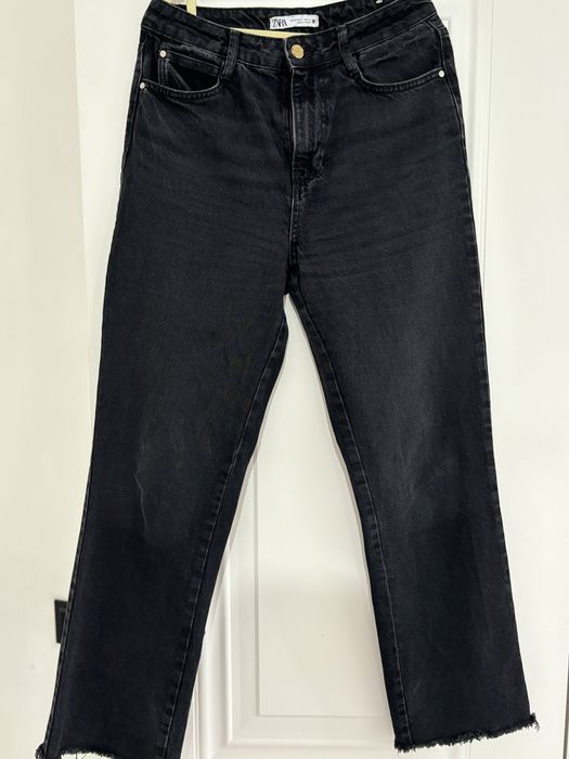 Джинсы Lima, Zara