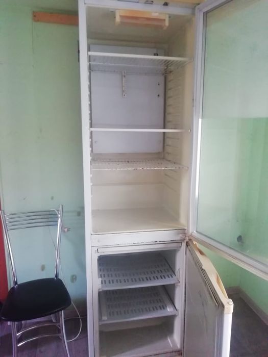 Продам холодильник