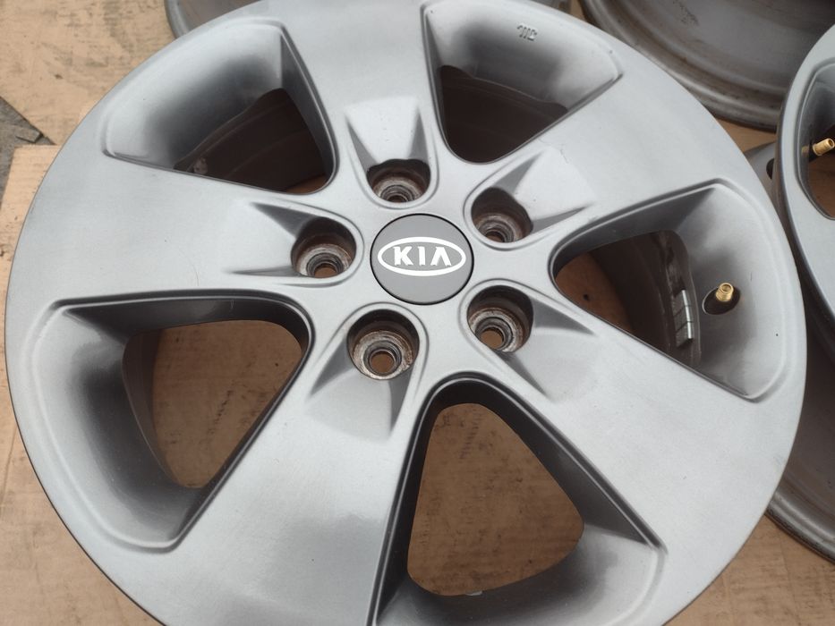 Перфектни 16-5х114.3 ЕТ54 6.5j Kia Pro Ceed