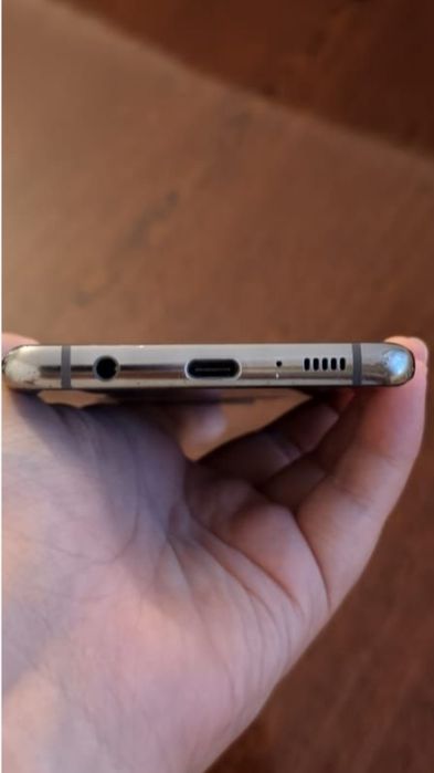 Обменяю самсунг галакси с 10+