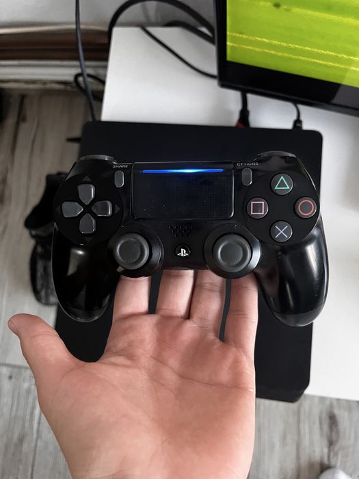 Playstation 4 Slim 500 GB