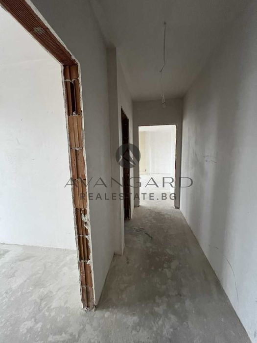 Продава се Тристаен апартамент в Пловдив, Остромила - 174 кв.м за 892 €/кв.м - Снимка #6