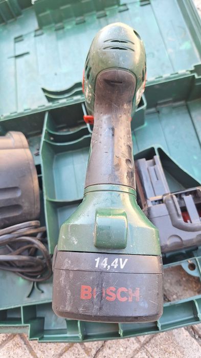 Винтоверт на Bosch 14,4V без батерии