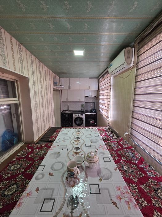 Кибрай марказида 2 хонали квартира сотилади.