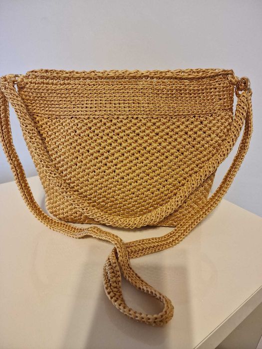 Geanta lucrata manual