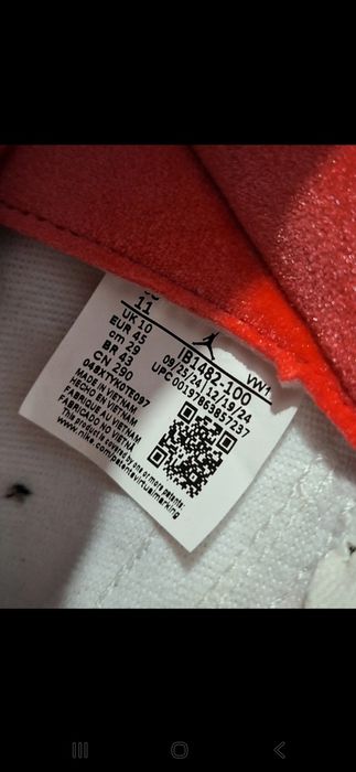 Air Jordan 3 Retro 'Seoul 2.0
No damage, perfect condition
I don't hav