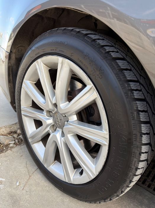 Оригинални джанти на ауди 18ки с чисто нови гуми
