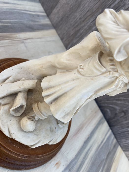 Италианска фигура авторска кападимонте