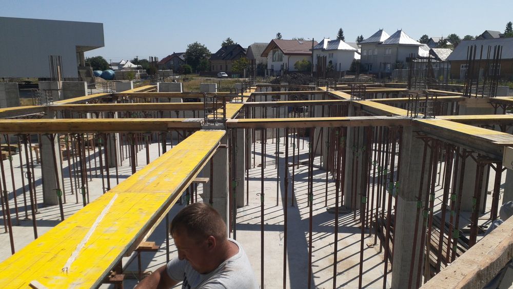 Popi metalici talpa si teuri