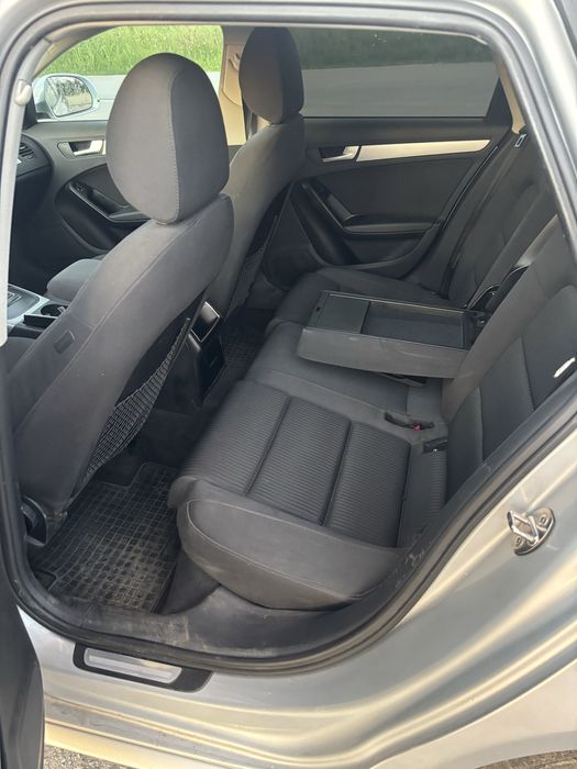 Продавам Audi A4 B8