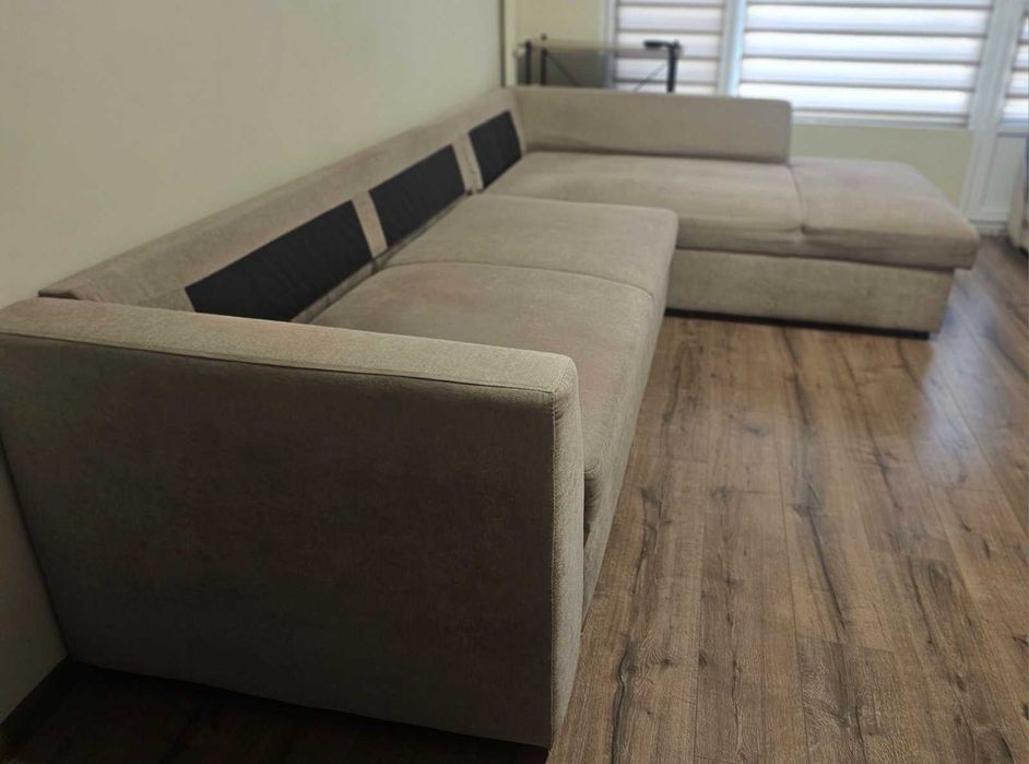 Диван,фотьойл и холна маса