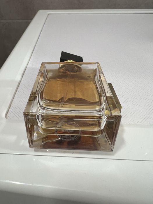 Продам парфюм Евсент Лоран 30 мл.