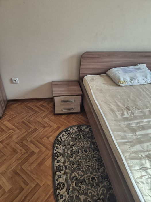 Продам 2 тумбочки