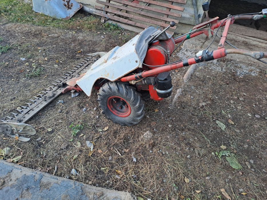 Cositoare cheoslovacă cu lama de 1.2m