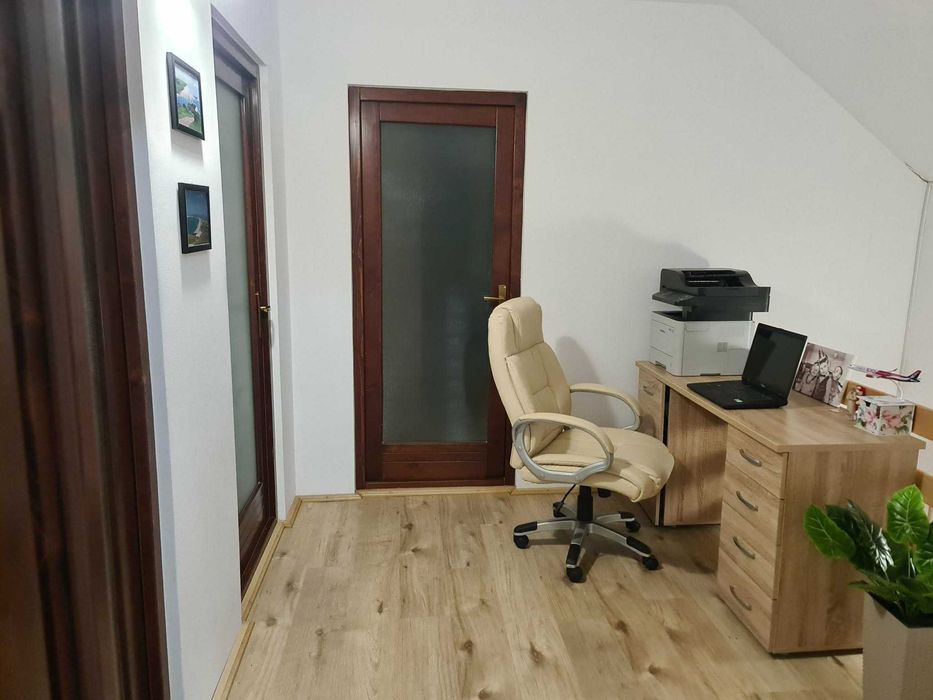 Casa 150 mp, Corunca cu garaj dublu