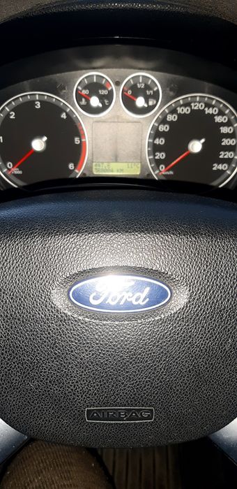 Vand ford focus , 1,6 diesel , anul 2007.