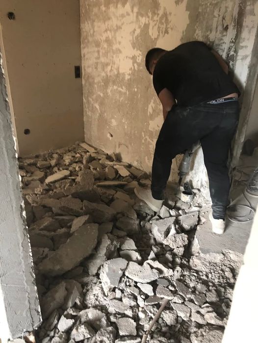 Demolari Apartamente , Debarasări moluz ,Taeri păreți,  Decupări  .
