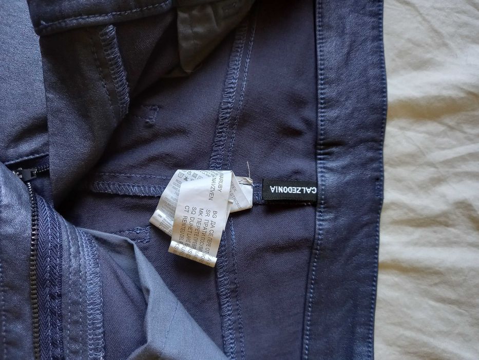 Pantaloni metalizati de culoare albastra, marime S