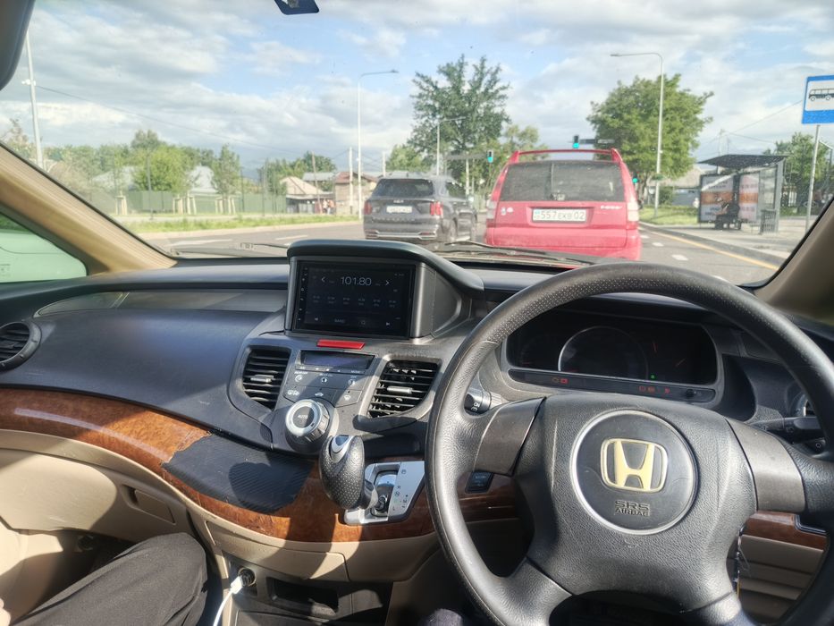 Продам срочно Honda Odyssey