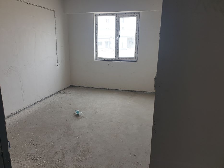 Квартира зудлик билан сотилади, подвал хам бор