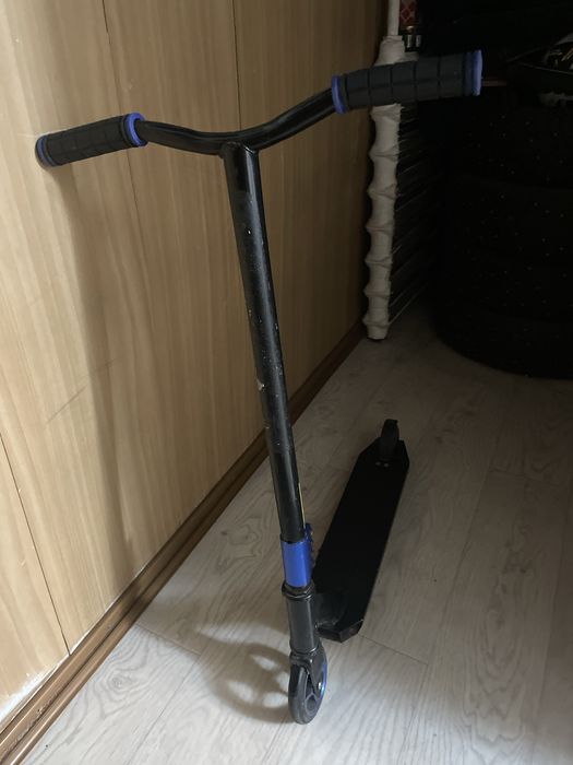 Продам самокат..