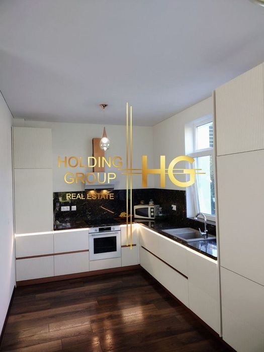 Къща в Варна-м-т Ален Мак площ 270  кв.м